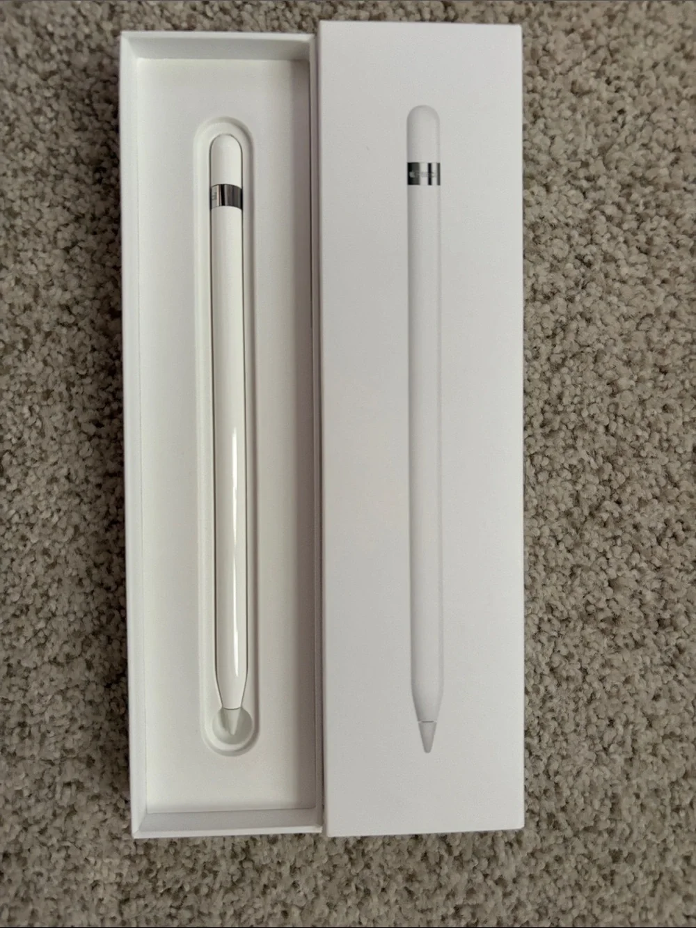 Apple image shows